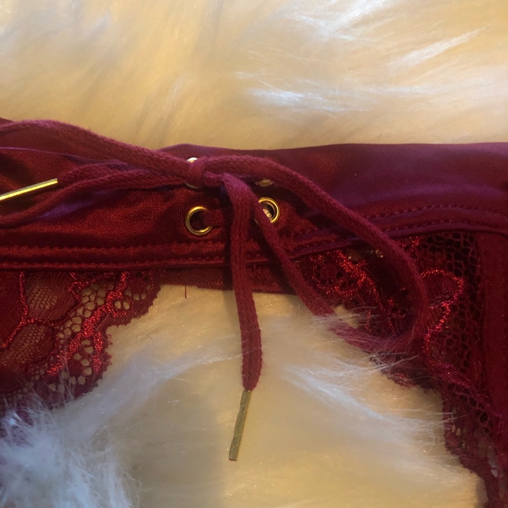 Victoria’s Secret Garter belts. NWOT - Picture 5 of 9